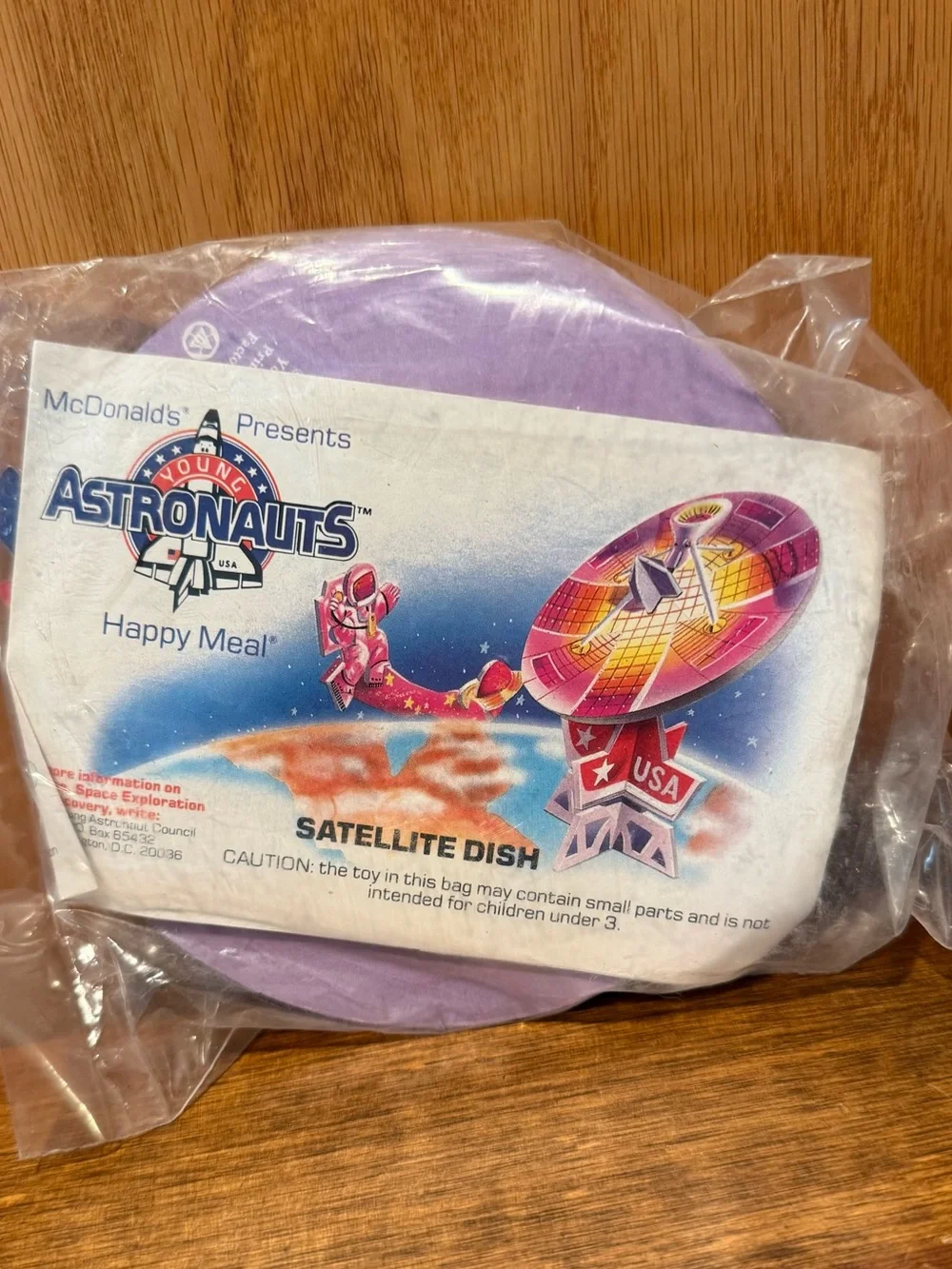 1991 McDonalds Happy Meal YOUNG ASTRONAUTS Satellite Dish toy-New-Sealed!